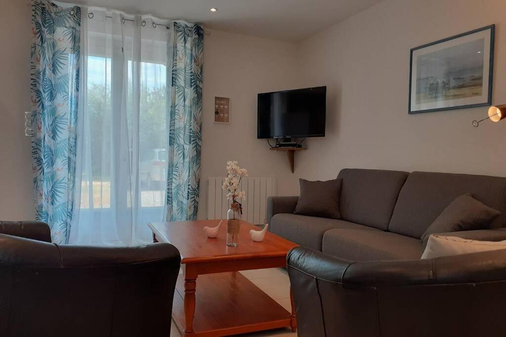Appartement 4 Pers Dans Longere A 800M De La Plage Plouhinec  Bagian luar foto